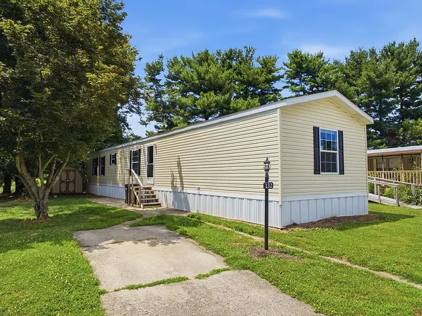 132 Villa Dr, Circleville, OH 43113