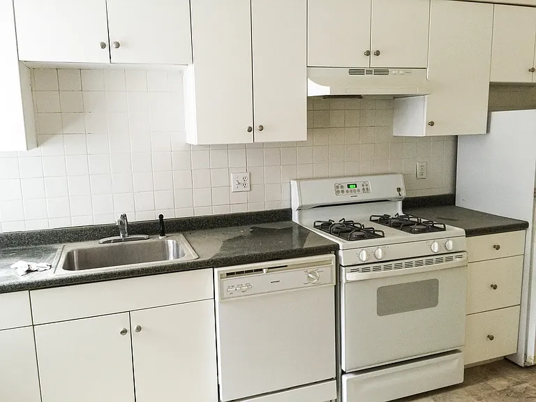 7 Naples Rd #1 — Photo 2