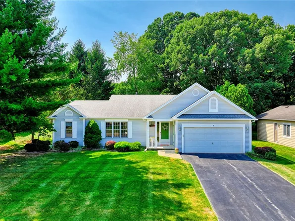 7 Shingle Mill Rd, Rochester, NY 14609
