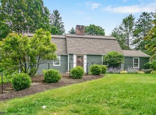 8 Townsend Rd, Mendham, NJ 07945
