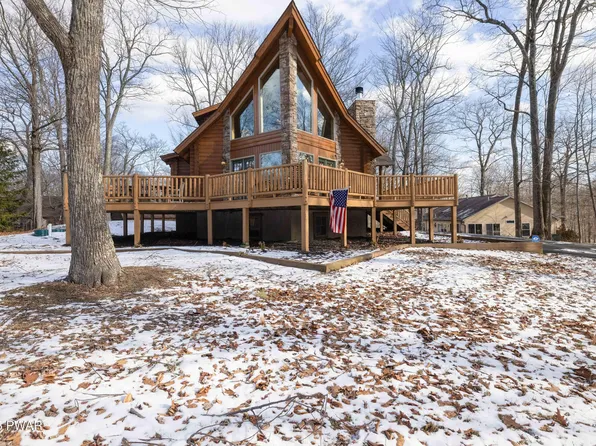 114 Timber Ridge Cir, Greentown, PA 18426