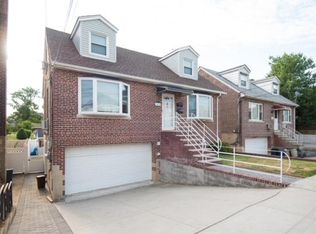 1414 Reed Pl, Bronx, NY 10465