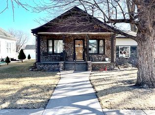 620 Sheridan St, Holdrege, NE 68949