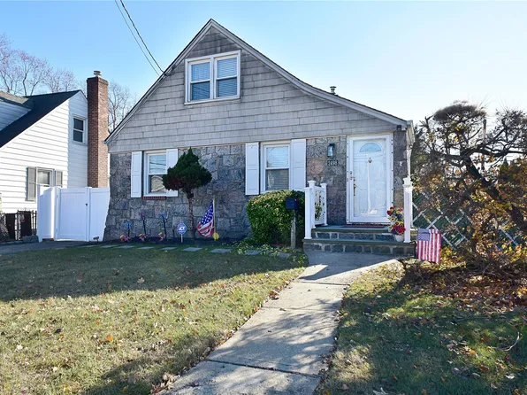 2498 Beltagh Avenue, North Bellmore, NY 11710
