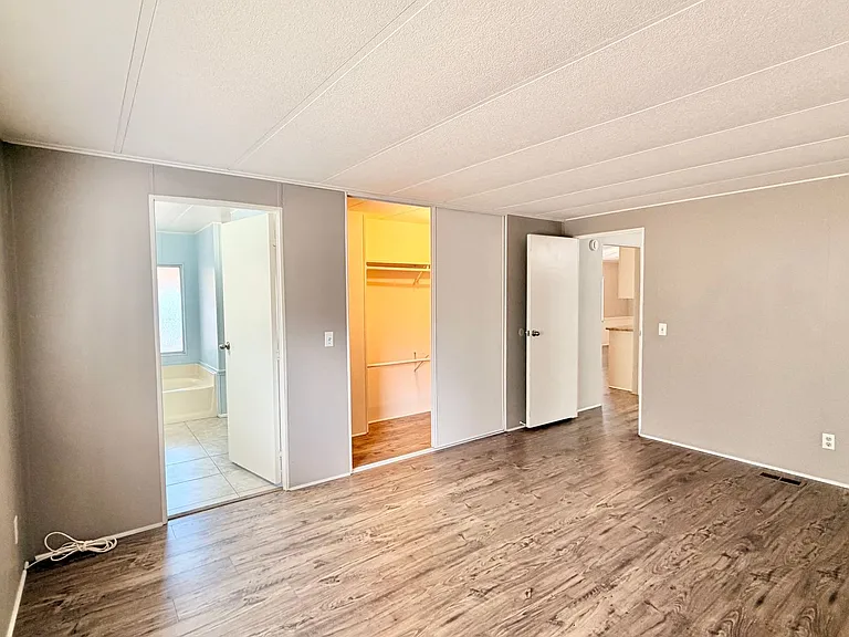 33259 Homestead Ln — Photo 12