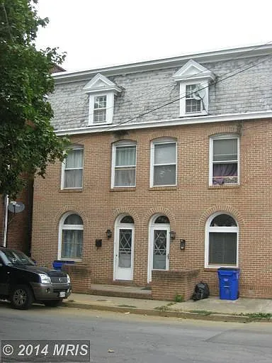 Exterior (Front)