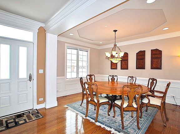 5th image of 782 Parkview Ct