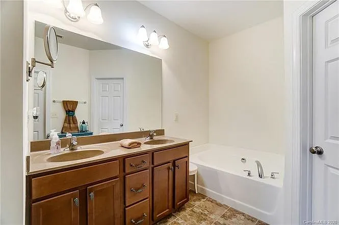 16718 Dolcetto Way — Photo 21