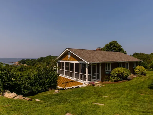 7 Cardinal Ln, Gloucester, MA 01930
