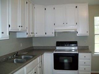 2nd image of 326 Jefferson Dock Rd