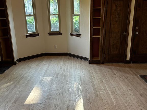 5th image of 117 Opal Blvd APT B