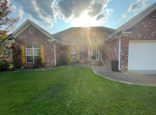 414 Old Town Cir, Brandon, MS 39042