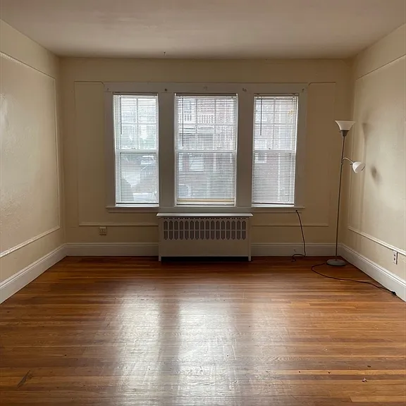 25 Hatherly Rd #1 — Photo 1