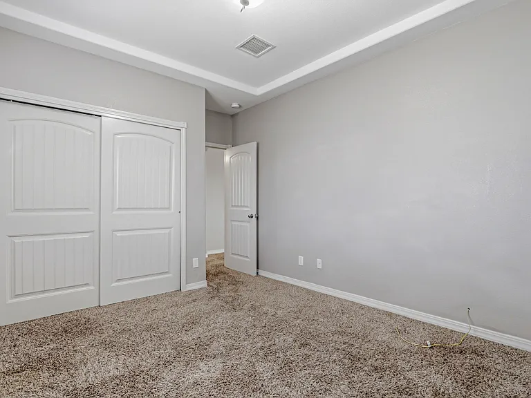 14293 Meadow Lake Ave — Photo 35