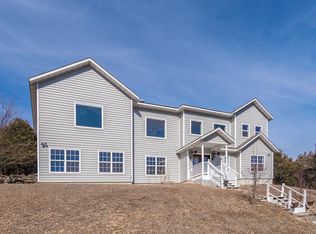 663 Freedom Ridge Dr, Branson West, MO 65737