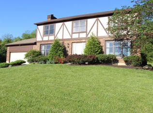 9364 Kentonsrun Ct, Loveland, OH 45140