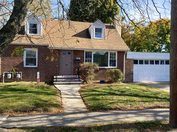 397 Baldwin Road, Hempstead, NY 11550