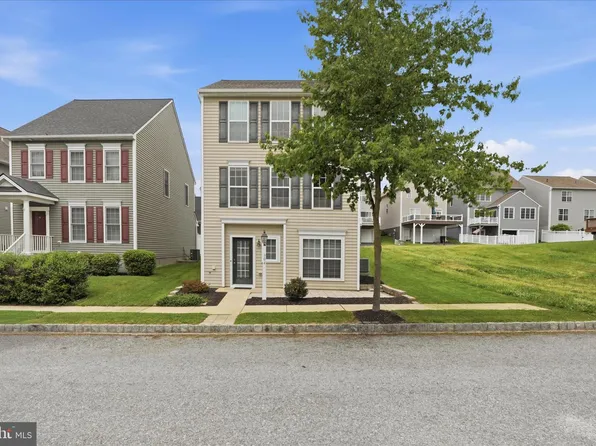 304 Witwer Way, Mount Joy, PA 17552