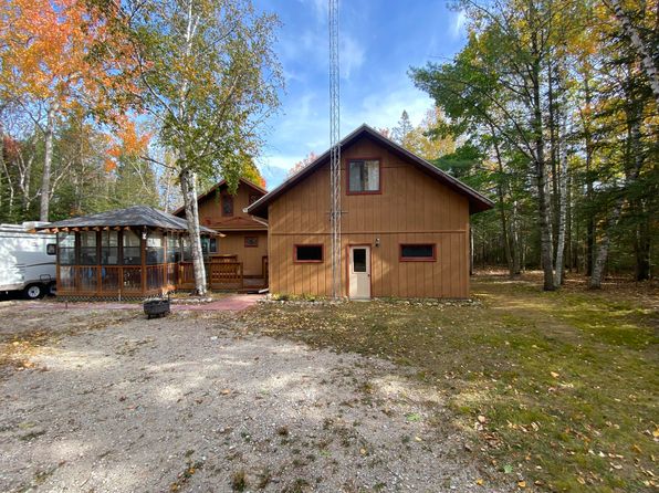 6350 Whitesand Dr, Presque Isle, MI 49777