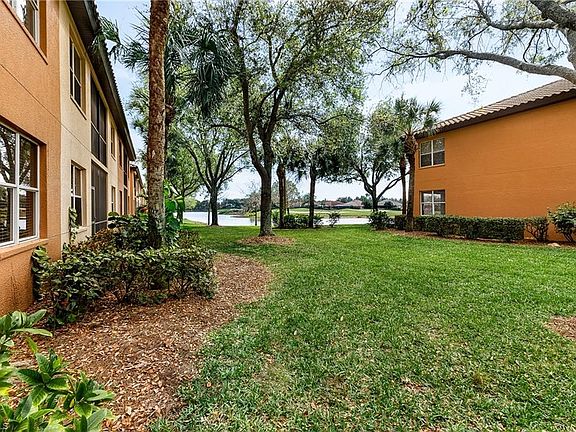 4th image of 21730 Southern Hills Dr Unit 103