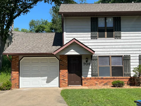 709 Oak Trl, Collinsville, IL 62234