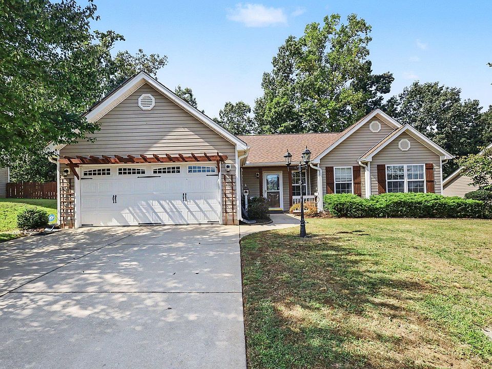 1st image of 744 White Cloud Dr