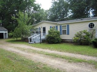 1590 W Ridge Rd, Newaygo, MI 49337