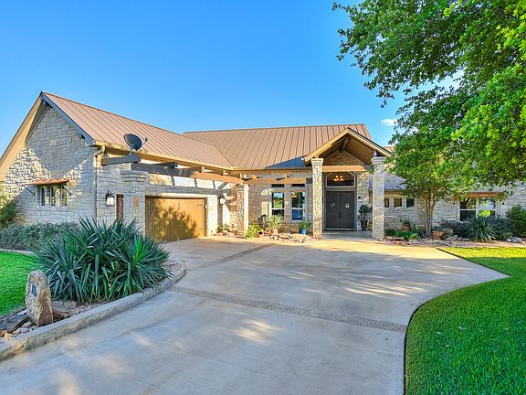 5th image of 106 Meadow Bend Dr