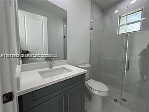 2044 Crawford North Ave — Photo 13