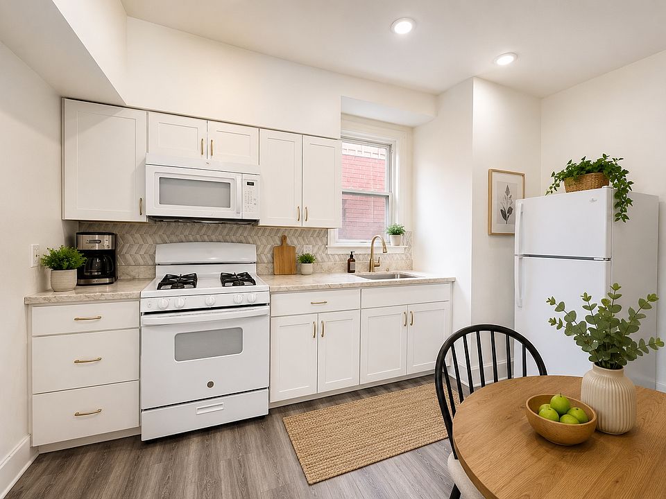 1st image of 138 Bidwell Ave #2A