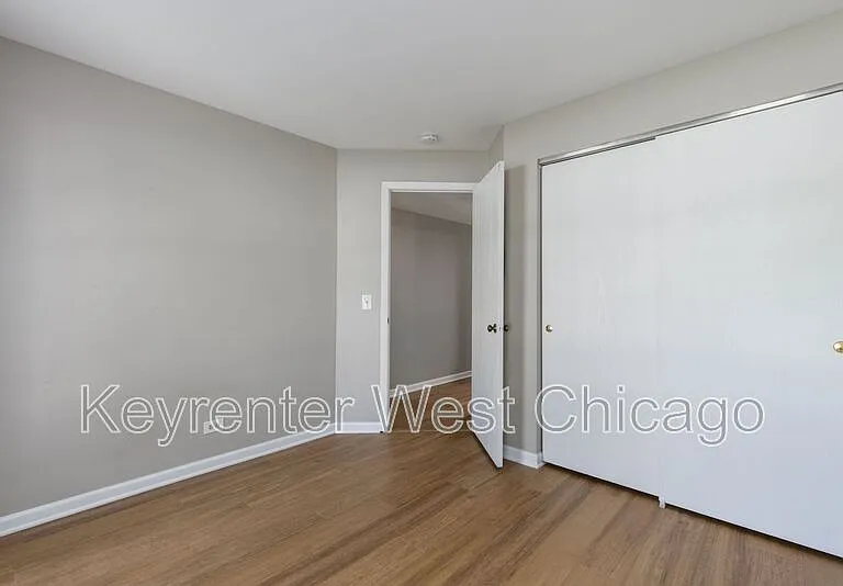 1851 Fox Run Dr #B — Photo 17