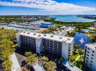 1316 Pasadena Ave S APT 407, South Pasadena, FL 33707