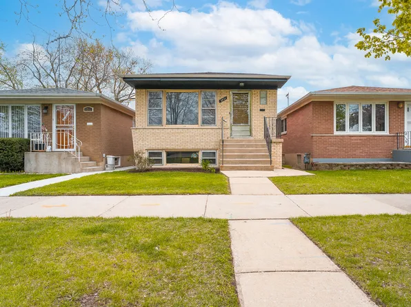 2741 E 130th St, Chicago, IL 60633