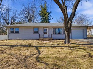 107 Raynor St, East Peoria, IL 61611