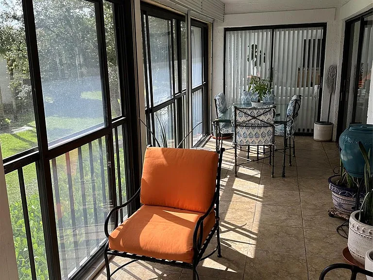 3024 Lucerne Park Dr — Photo 16