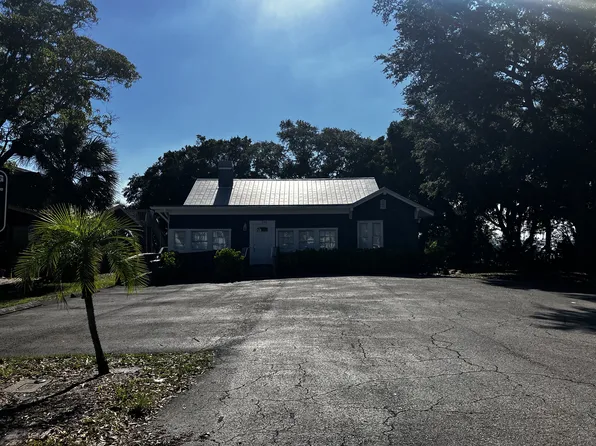200 SW Atlanta Ave, Stuart, FL 34994