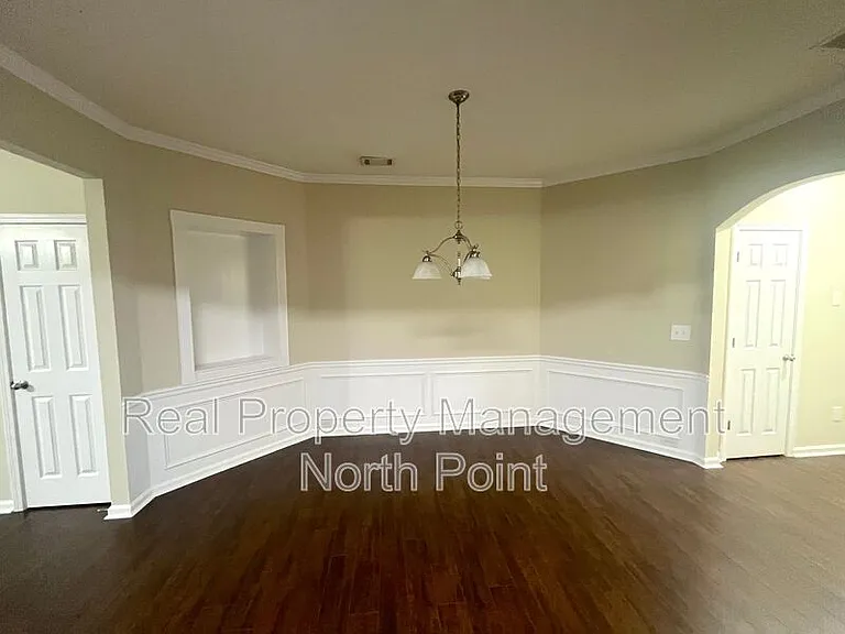 2031 Lakeshore Overlook Dr NW — Photo 10