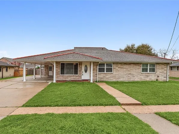 2912 Delille St, Chalmette, LA 70043