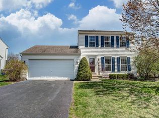 9058 Ellersly Dr, Lewis Center, OH