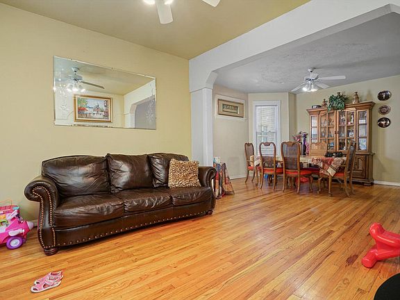 5th image of 2516 S Austin Blvd