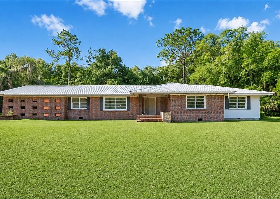 1st image of 2107 GOLF DRIVE