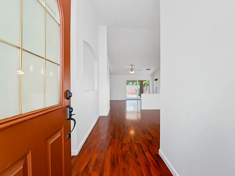 4420 E High Point Dr — Photo 5