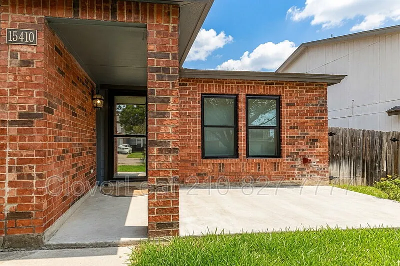 3 bed, 2.0 bath, 1482 sqft, $1,827 — Photo 4