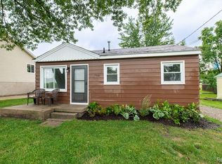 1506 E Scottwood Ave, Burton, MI