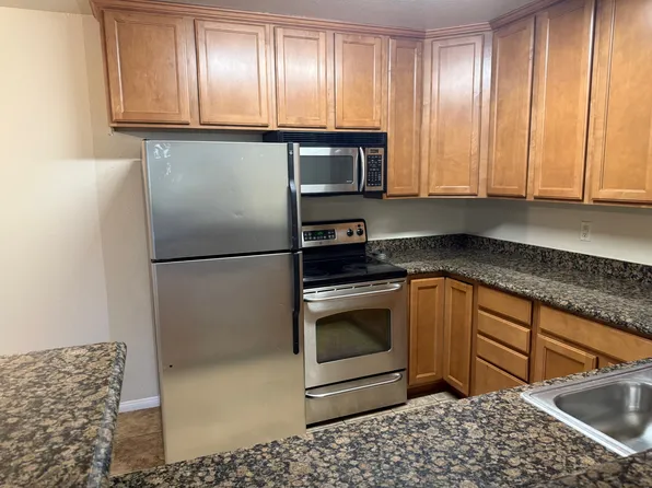 3715 Tallyho Dr APT 164, Sacramento, CA 95826