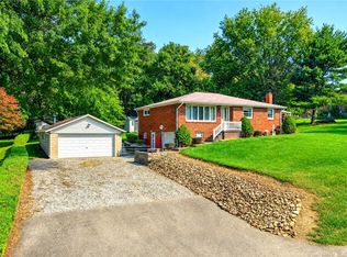 151 Huntingdon Rd, Wyano, PA 15695