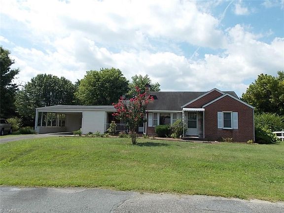 2nd image of 139 Fairlane Dr
