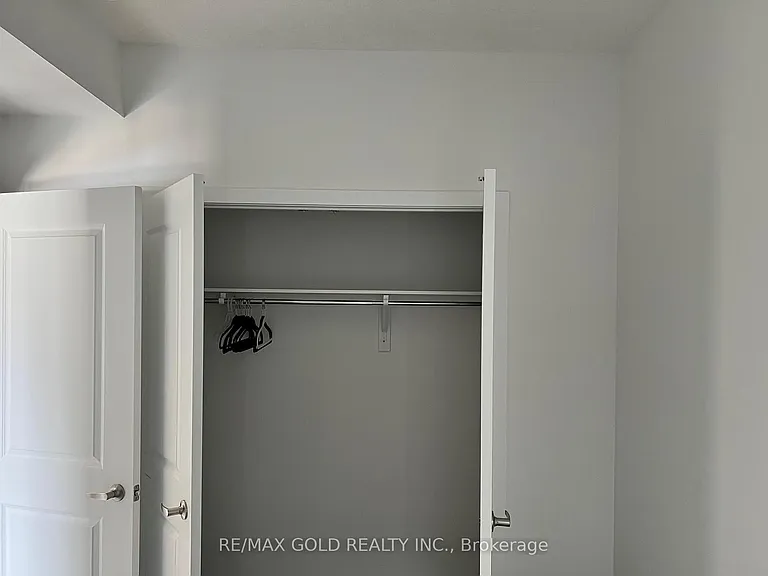 205 W Oak Trl #44 — Photo 15