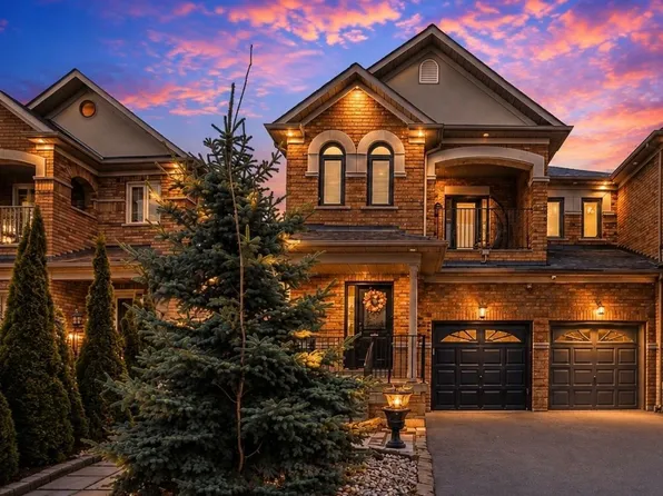 137 Blue Willow Dr, Vaughan, ON L4L 9E9