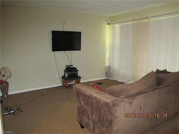 3rd image of 2326 SE 6th Ter APT A